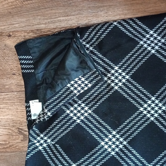 Tribeca Size 10 Tartan Tweed Wool Blend Lined Skirt - Picture 3 of 8